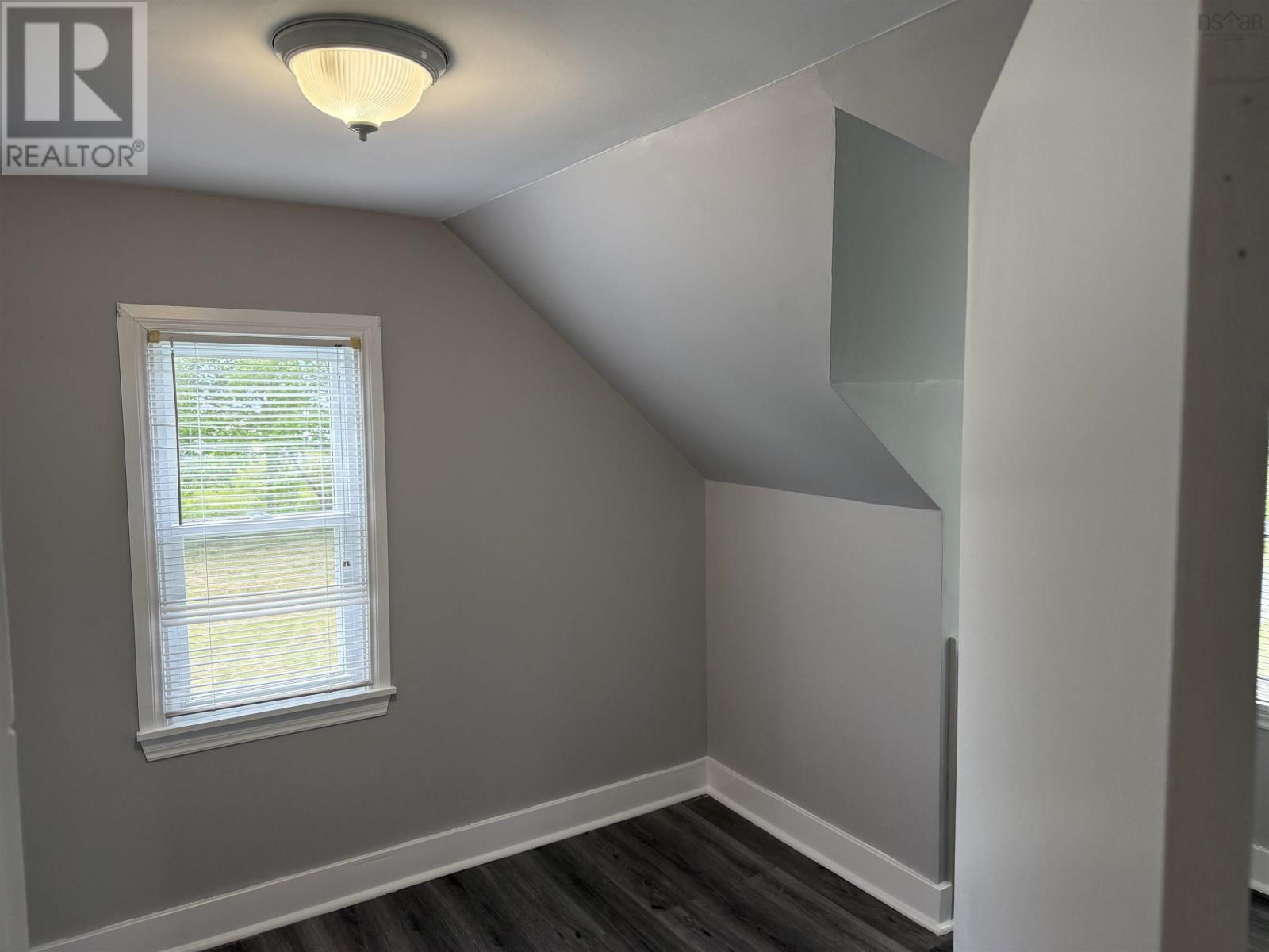 3515 Bay Avenue, New Waterford, Nova Scotia  B1H 2P2 - Photo 31 - 202616088
