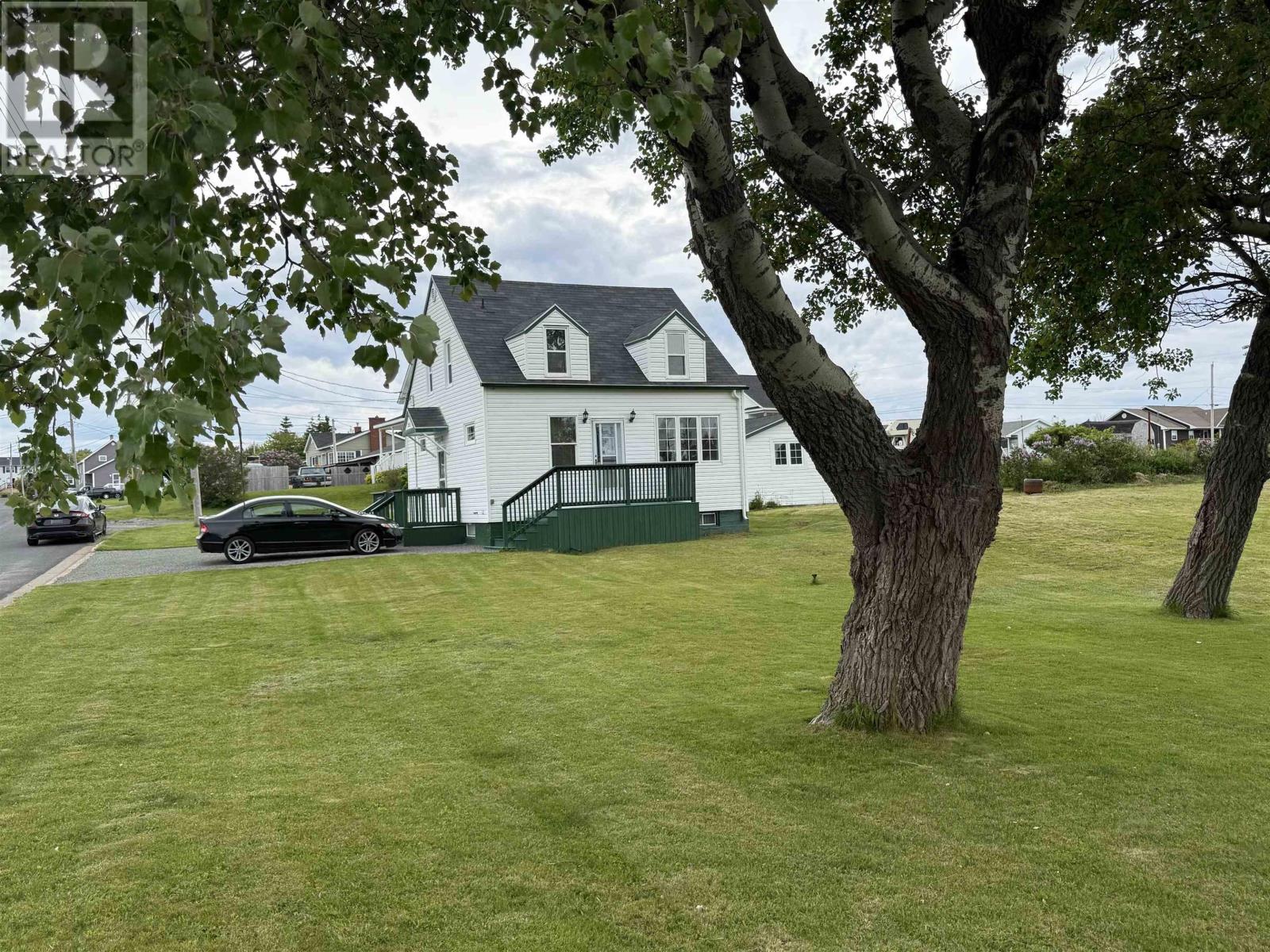 3515 Bay Avenue, New Waterford, Nova Scotia  B1H 2P2 - Photo 8 - 202616088