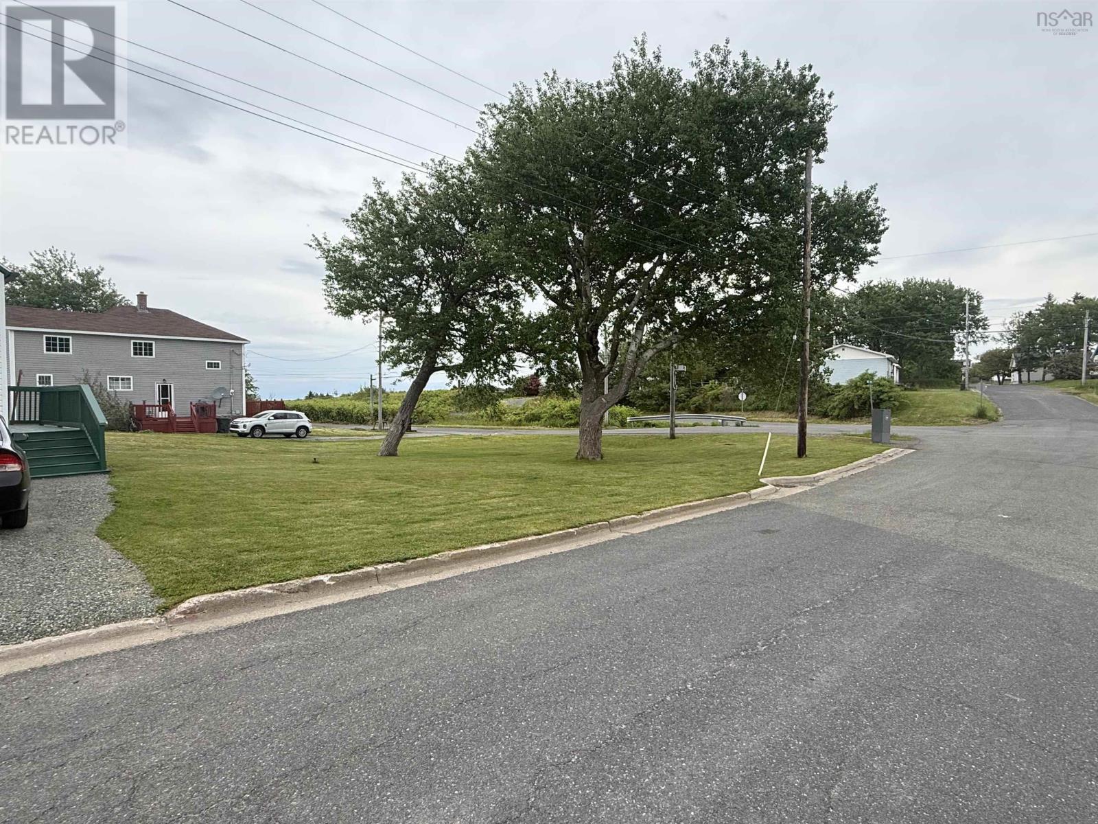 3515 Bay Avenue, New Waterford, Nova Scotia  B1H 2P2 - Photo 9 - 202616088