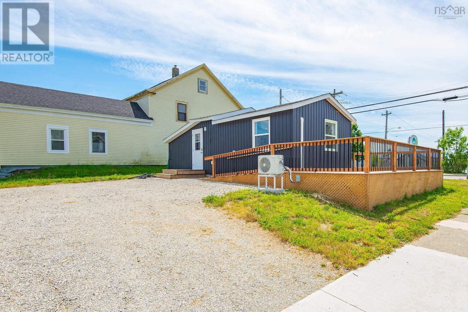 191 Main Street, Yarmouth, Nova Scotia  B5A 5G3 - Photo 5 - 202616136