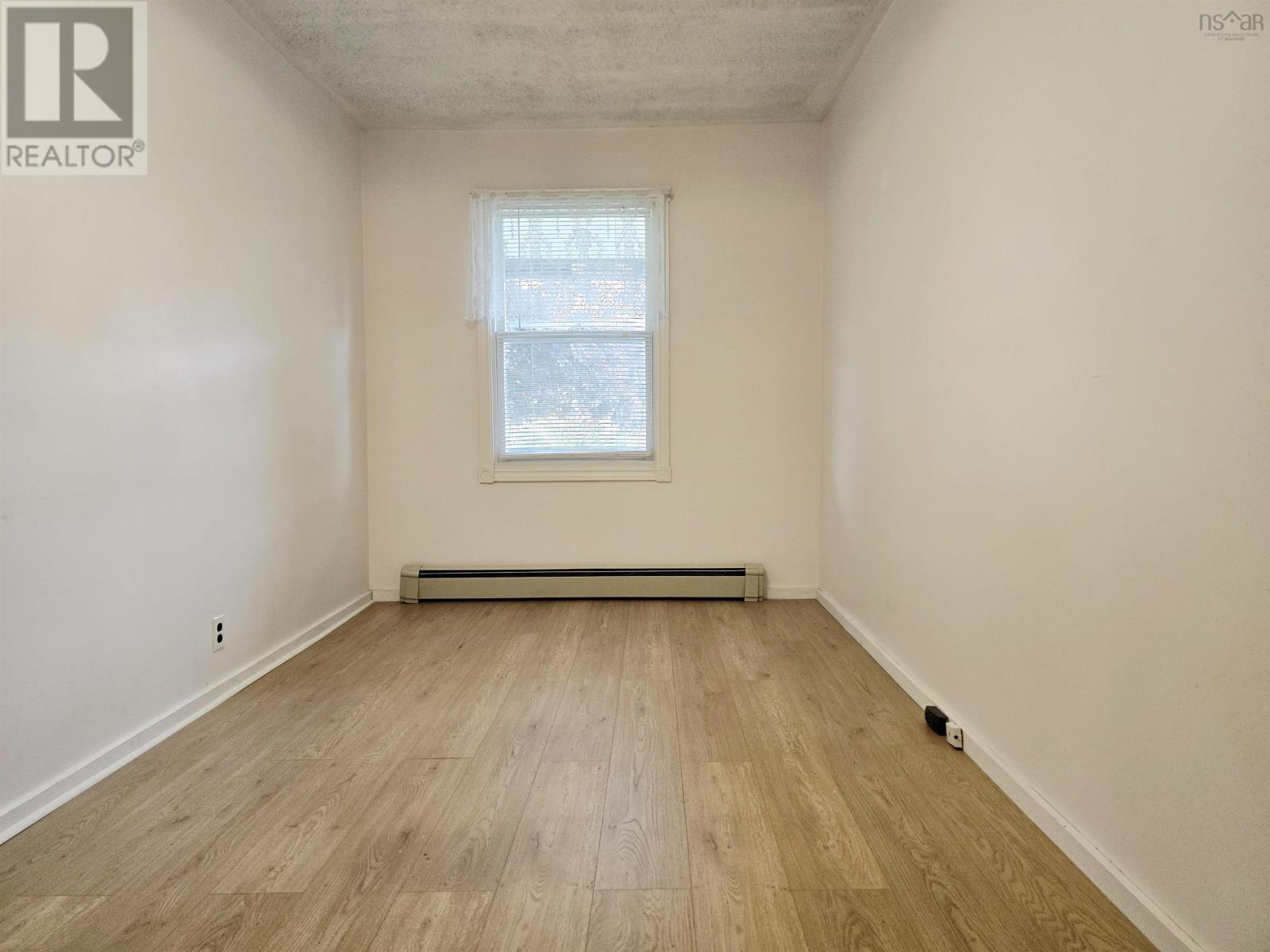95 Poplar Street, Pictou, Nova Scotia  B0K 1H0 - Photo 10 - 202616155