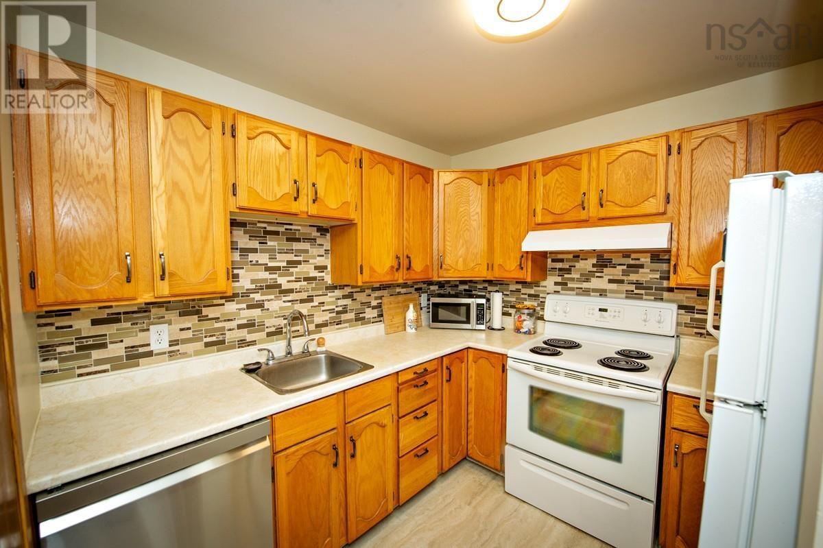 19 4 Rose Way, Dartmouth, Nova Scotia  B2Y 4L9 - Photo 12 - 202616164