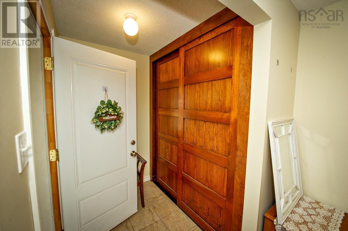 19 4 Rose Way, Dartmouth, Nova Scotia  B2Y 4L9 - Photo 4 - 202616164