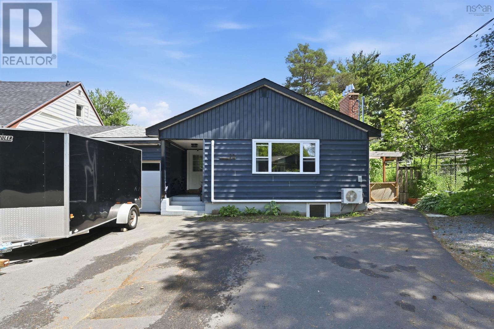 8b Gordon Street, Bedford, Nova Scotia  B4A 2R8 - Photo 2 - 202616163