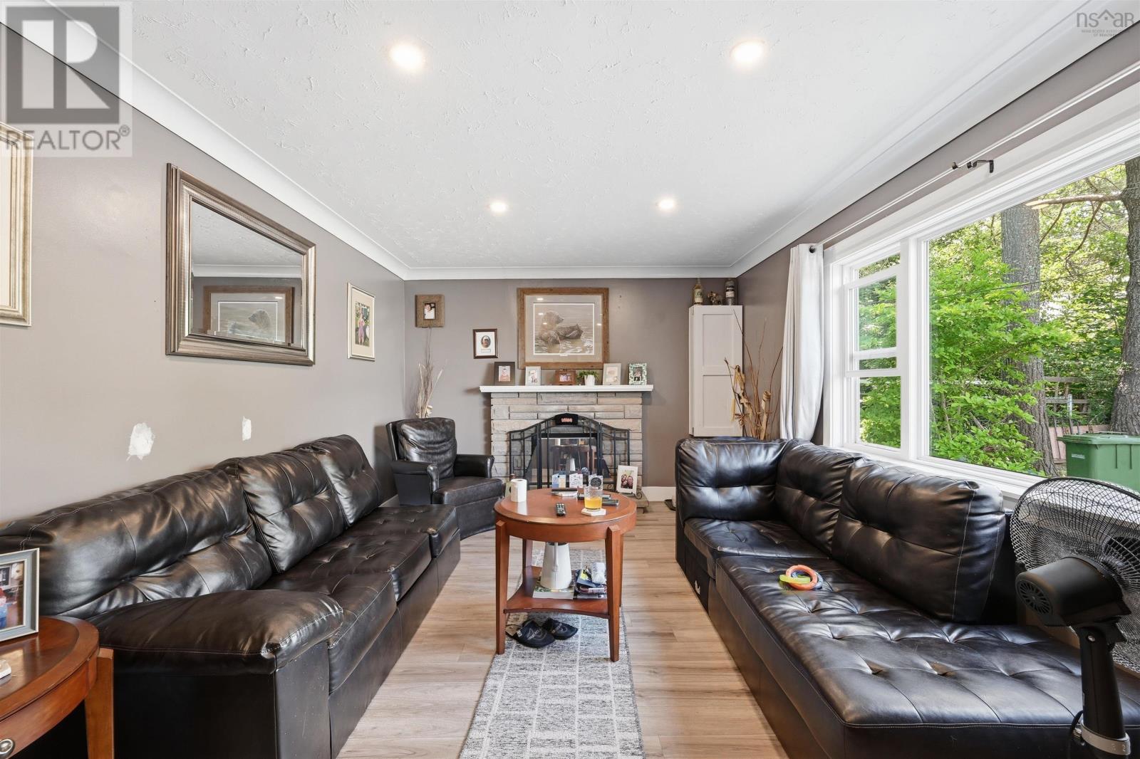 8b Gordon Street, Bedford, Nova Scotia  B4A 2R8 - Photo 6 - 202616163