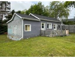 5 Birch Avenue, liverpool, Nova Scotia