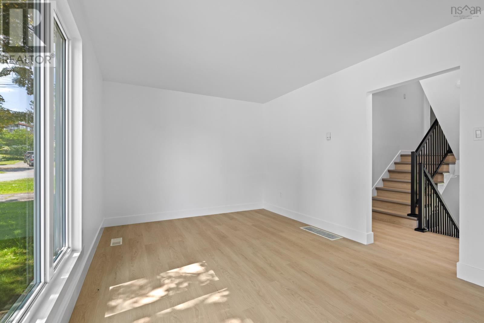 16-16a Ruben Court, Dartmouth, Nova Scotia  B2X 1L9 - Photo 30 - 202616401