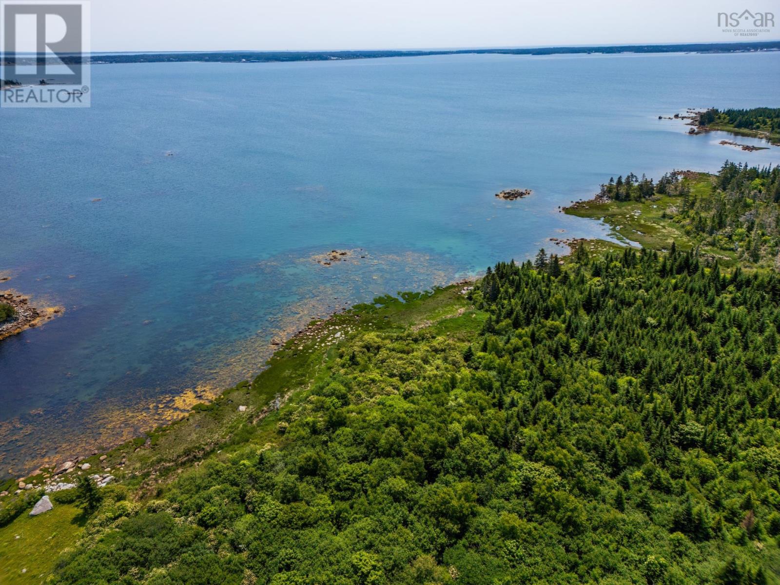 21 Bear Point Road, Bear Point, Nova Scotia  B0W 3B0 - Photo 3 - 202616458