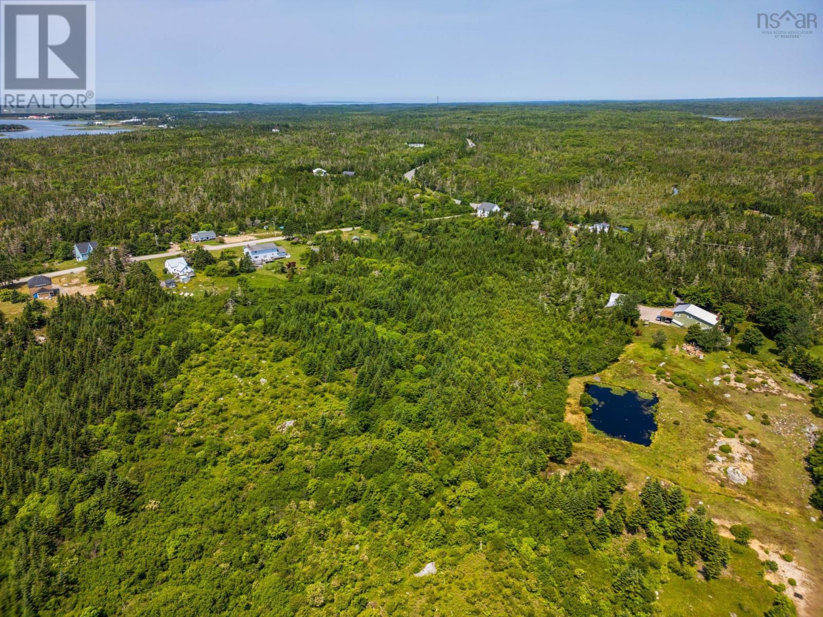 21 Bear Point Road, Bear Point, Nova Scotia  B0W 3B0 - Photo 9 - 202616458
