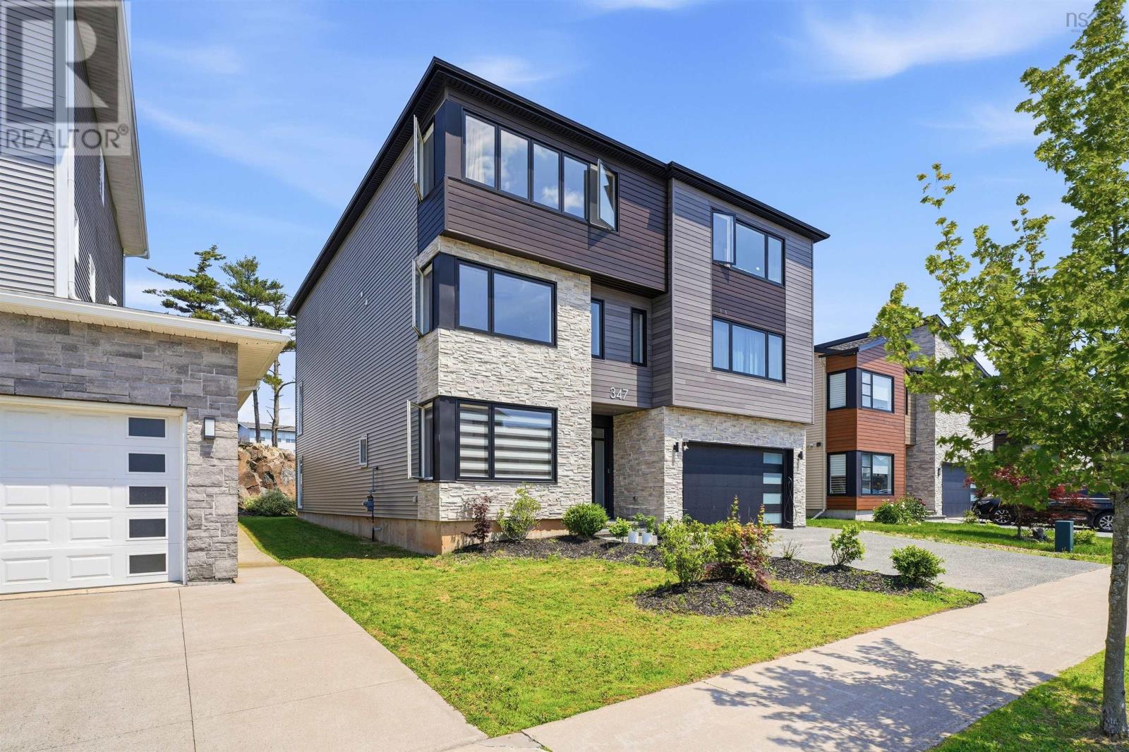 347 Starboard Drive, Halifax, Nova Scotia  B3M 0L5 - Photo 2 - 202616526