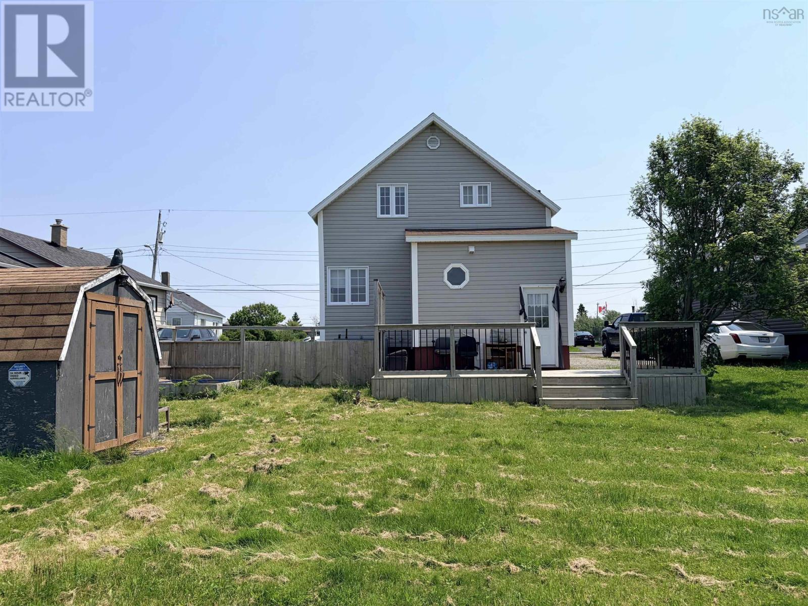 219 Brookland Street, Glace Bay, Nova Scotia  B1A 1N4 - Photo 4 - 202616529
