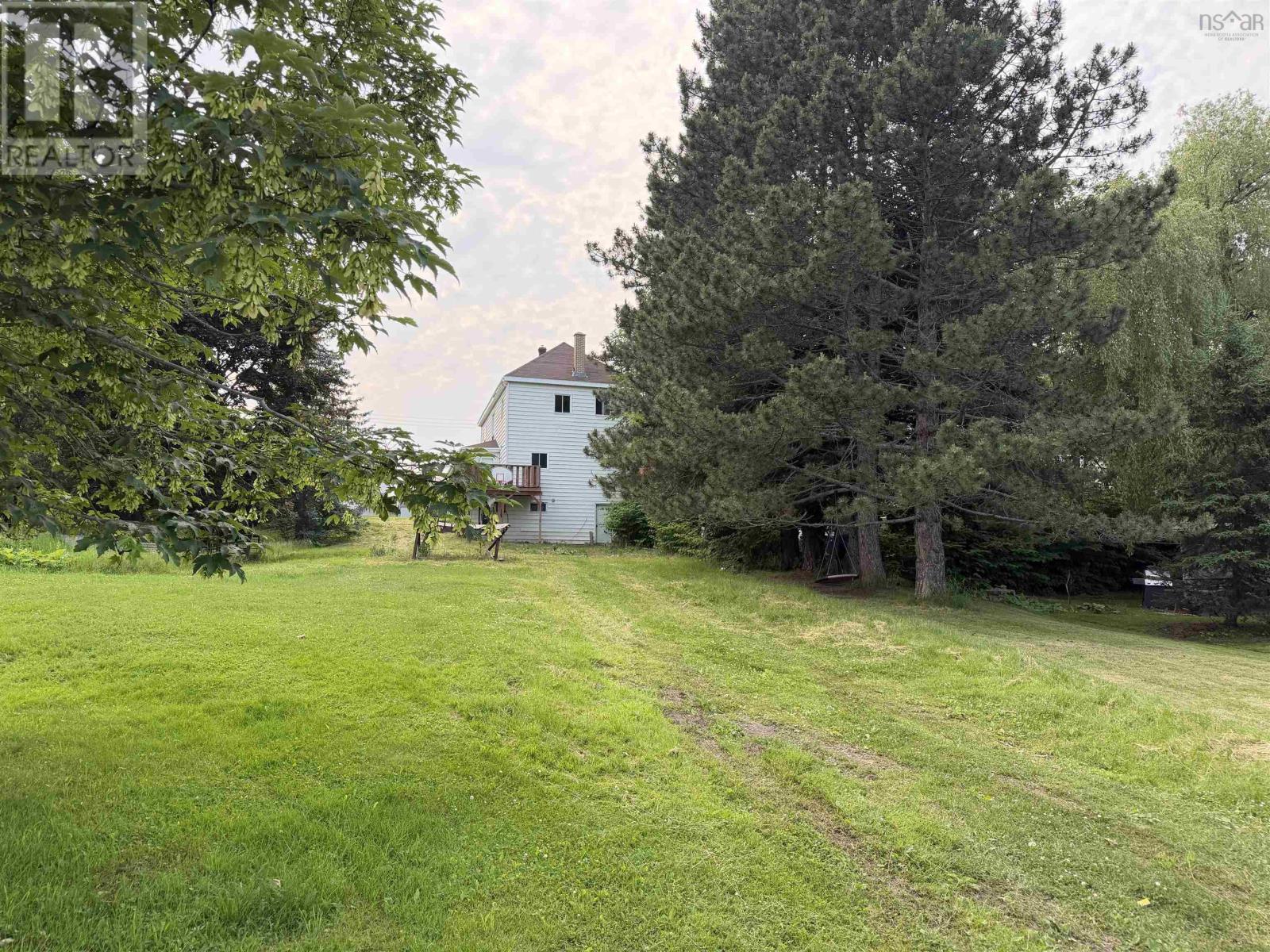 147 Mackay Street, Stellarton, Nova Scotia  B0K 1S0 - Photo 4 - 202616538