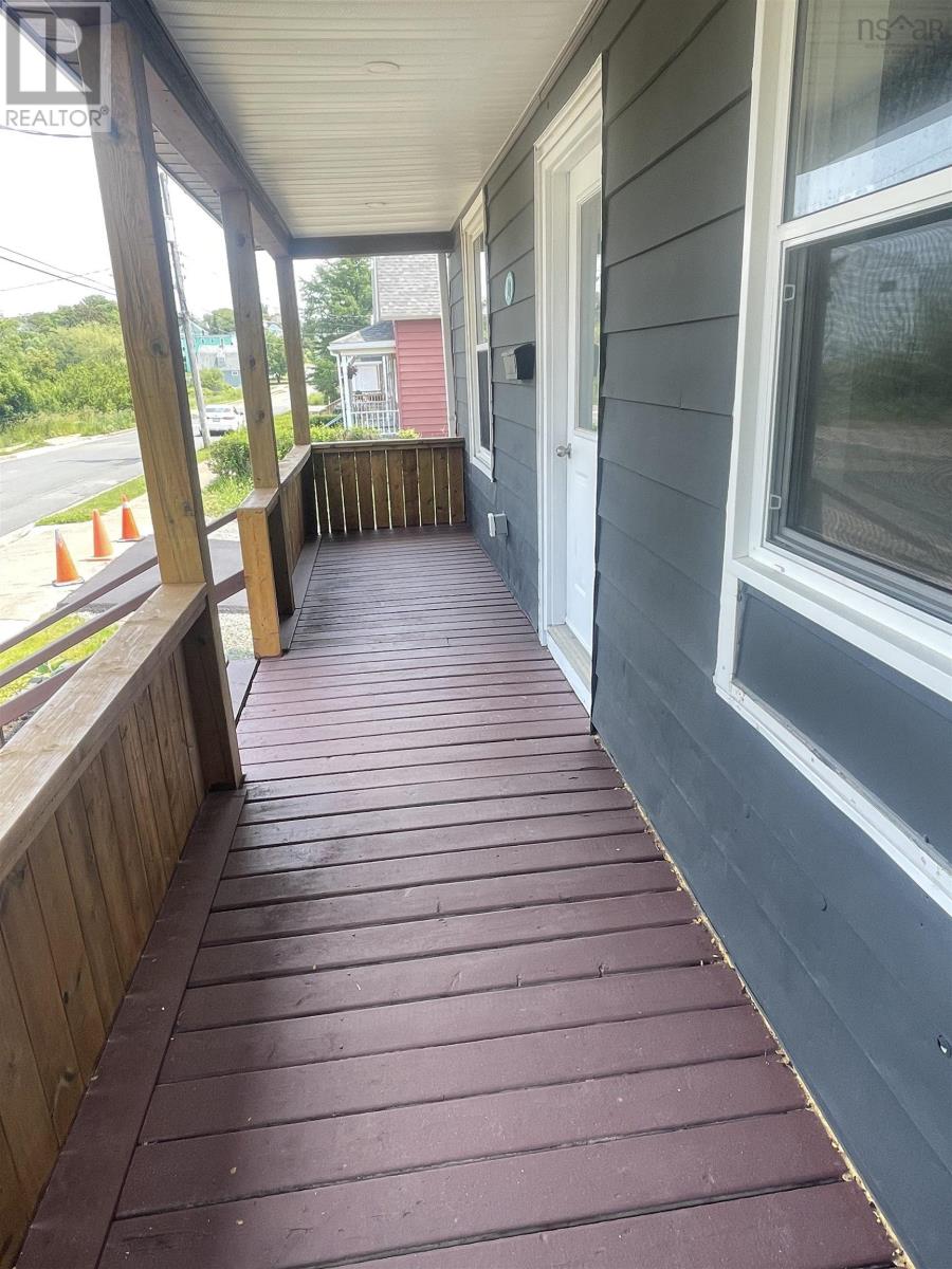30 Wesley Street, Sydney, Nova Scotia  B1N 2M6 - Photo 4 - 202616550