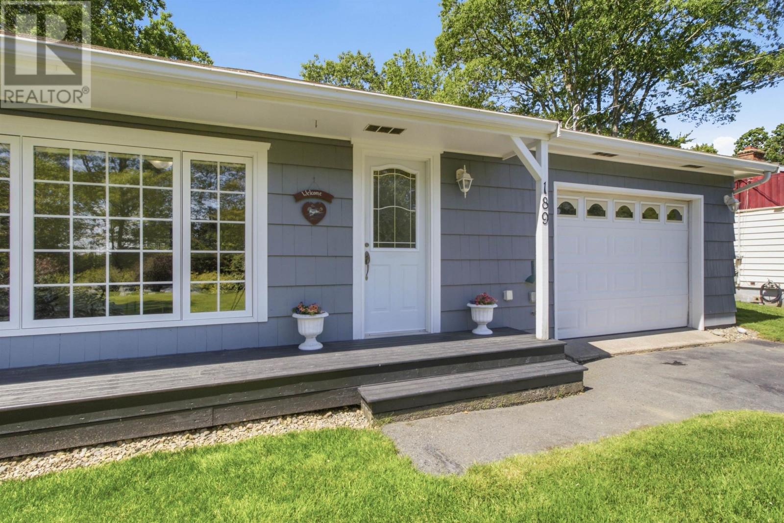 189 Lakeview Road, Lakeview, Nova Scotia  B4C 4C8 - Photo 2 - 202616555