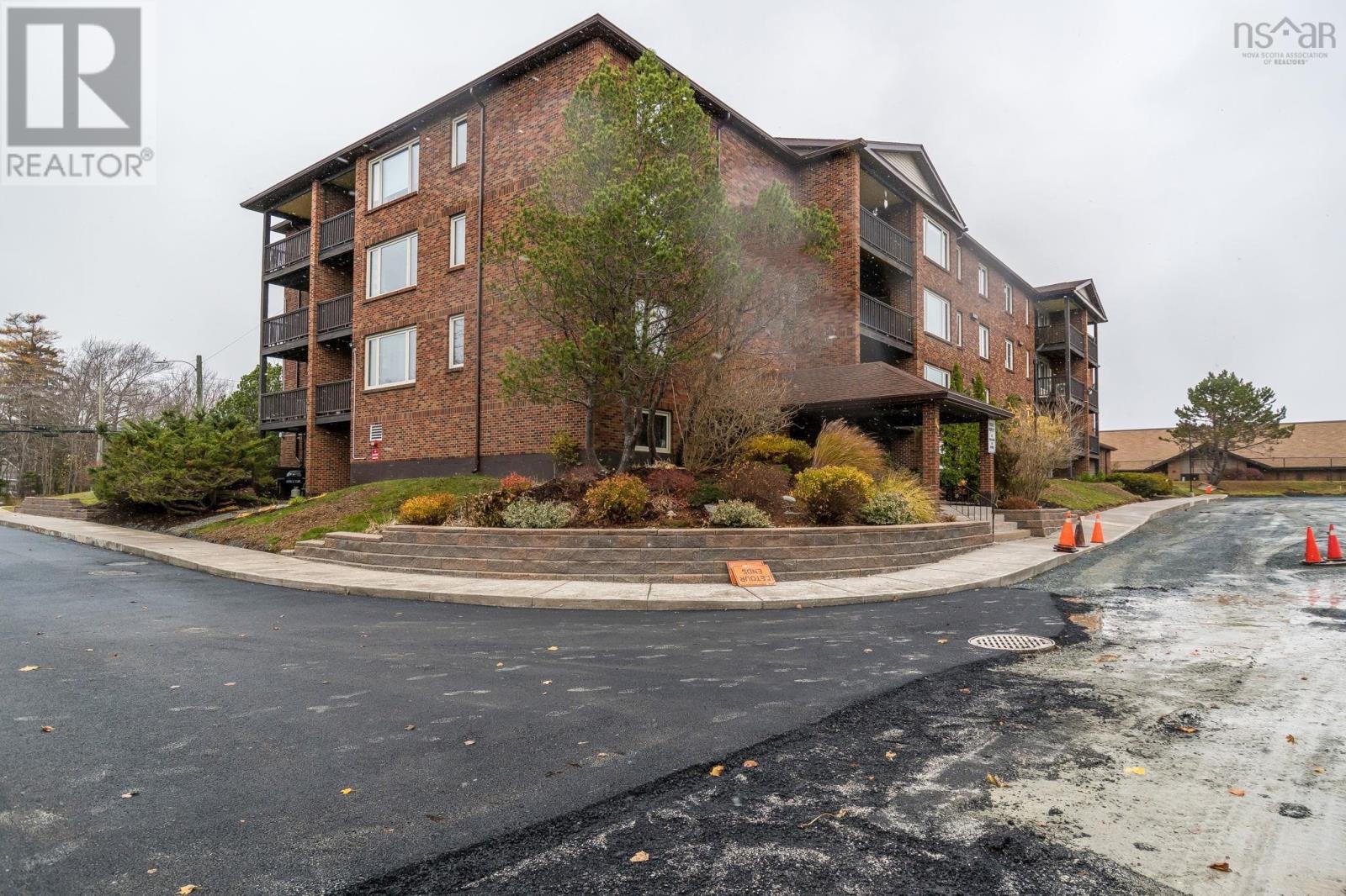 403 64 Cumberland Drive, cole harbour, Nova Scotia