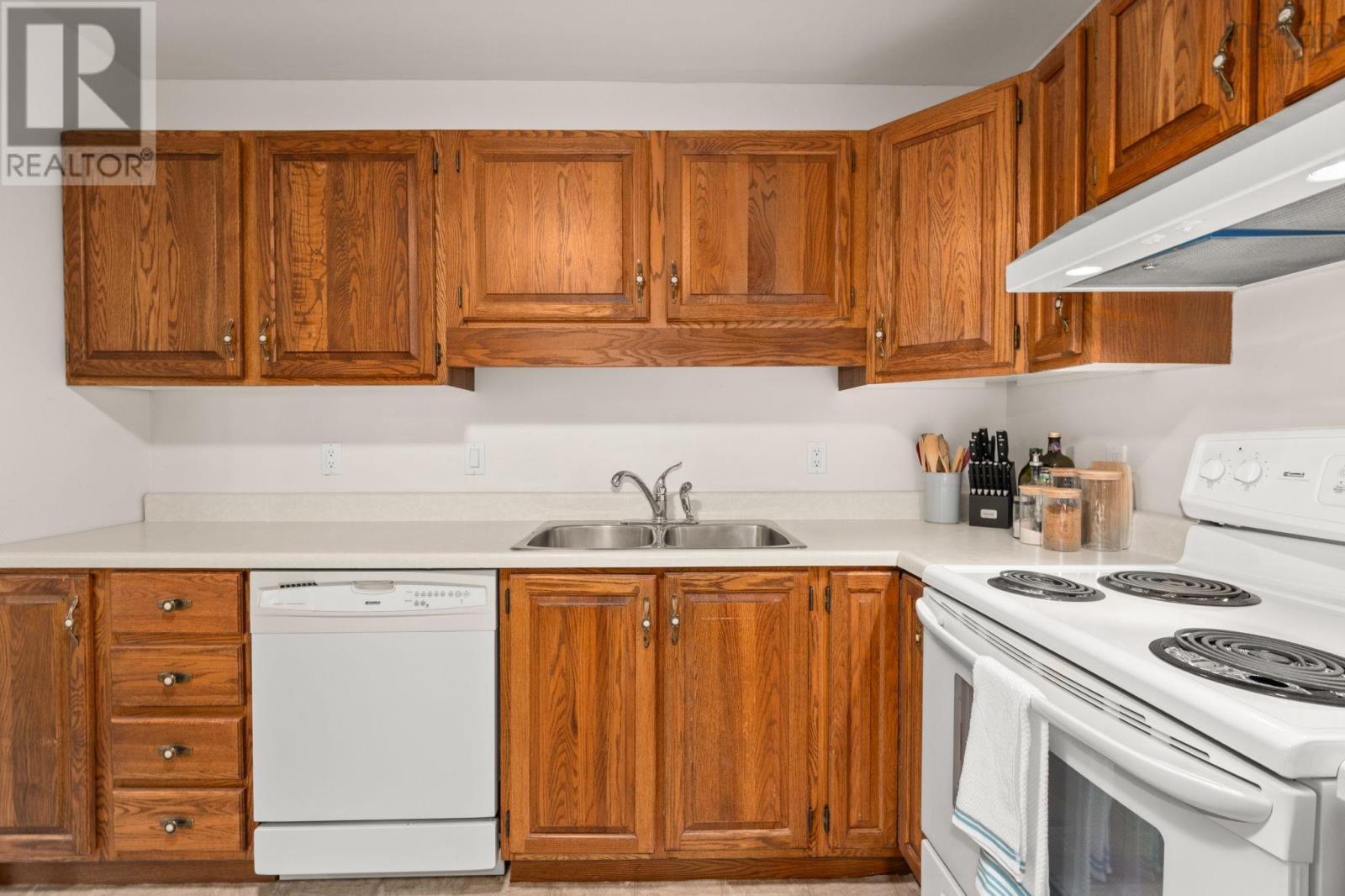 403 64 Cumberland Drive, Cole Harbour, Nova Scotia  B2V 2C7 - Photo 19 - 202616565