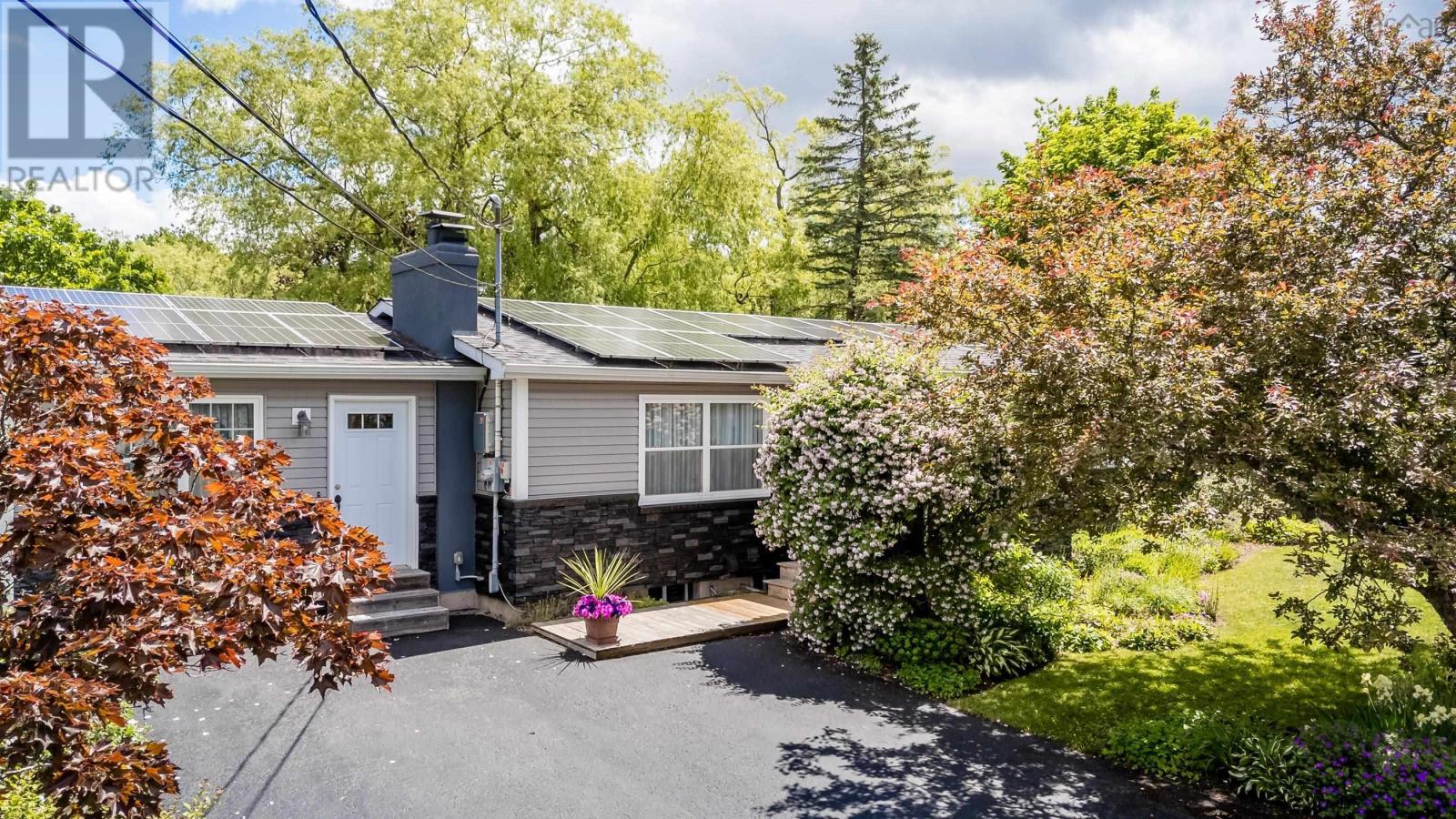 15 Grandview Drive, Wolfville, Nova Scotia  B4P 1W5 - Photo 3 - 202616573