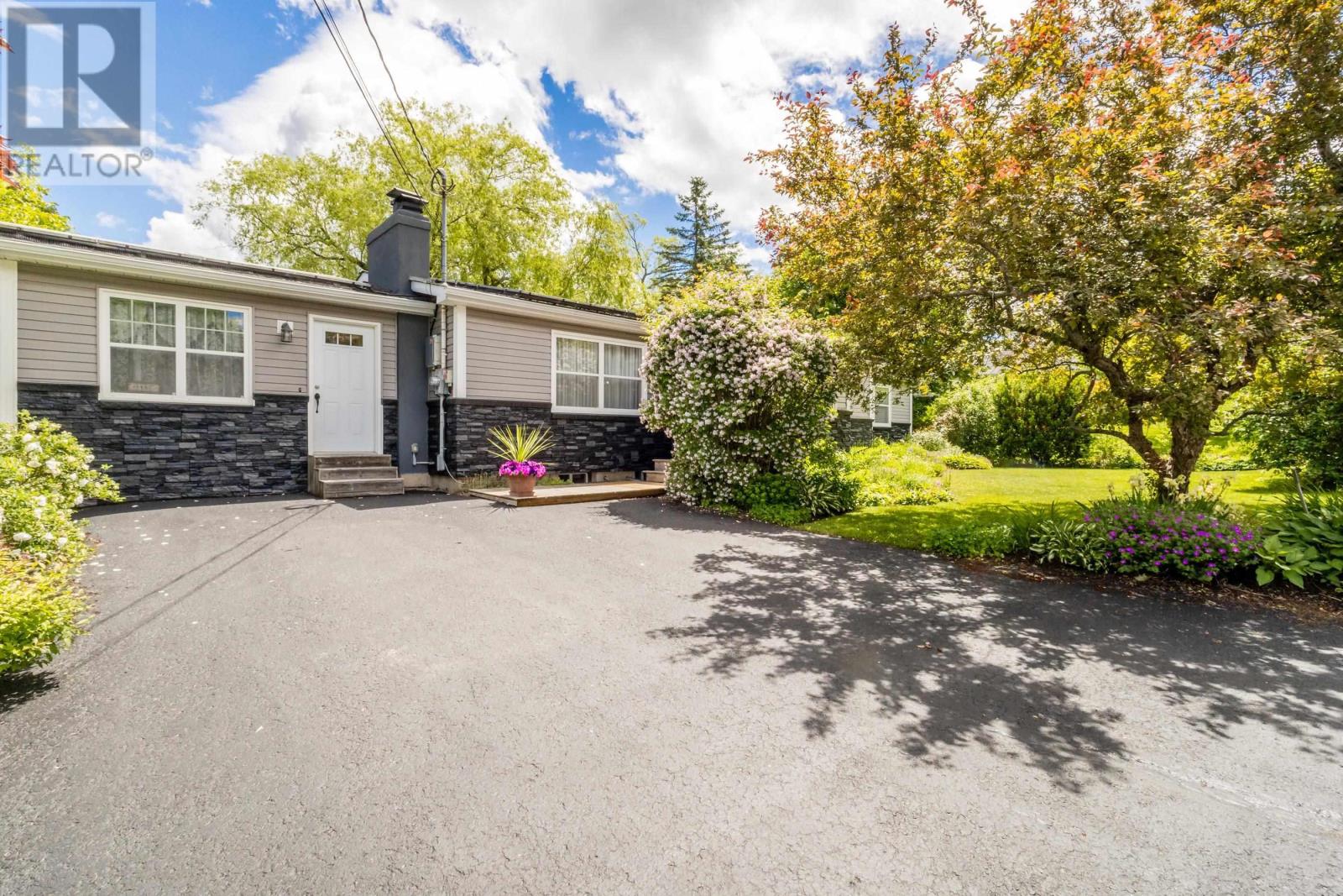 15 Grandview Drive, Wolfville, Nova Scotia  B4P 1W5 - Photo 32 - 202616573