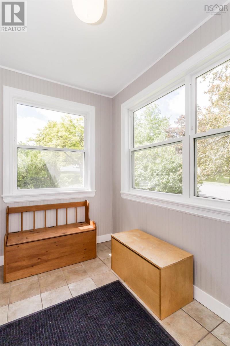 15 Grandview Drive, Wolfville, Nova Scotia  B4P 1W5 - Photo 6 - 202616573