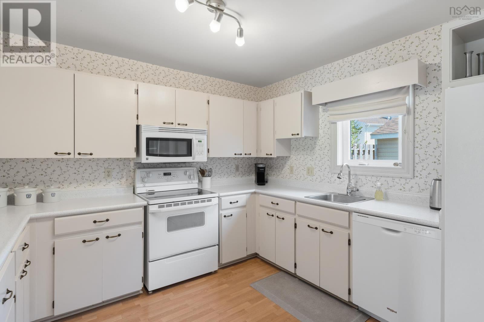 554 South Broadway, Cornwallis Park, Nova Scotia  B0S 1H0 - Photo 12 - 202616847