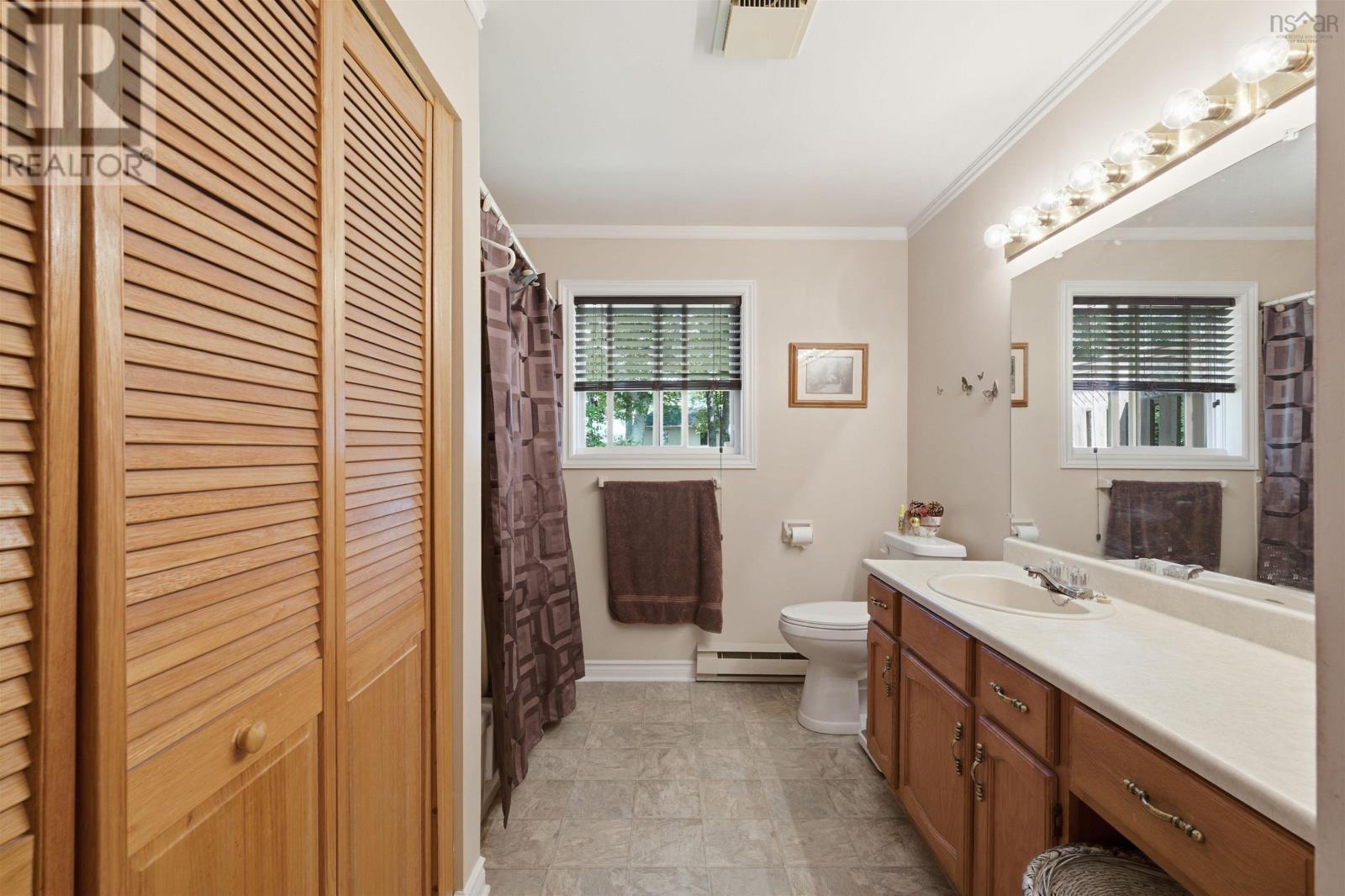 73 Wynn Castle Drive, Lower Sackville, Nova Scotia  B4E 2H3 - Photo 14 - 202616918