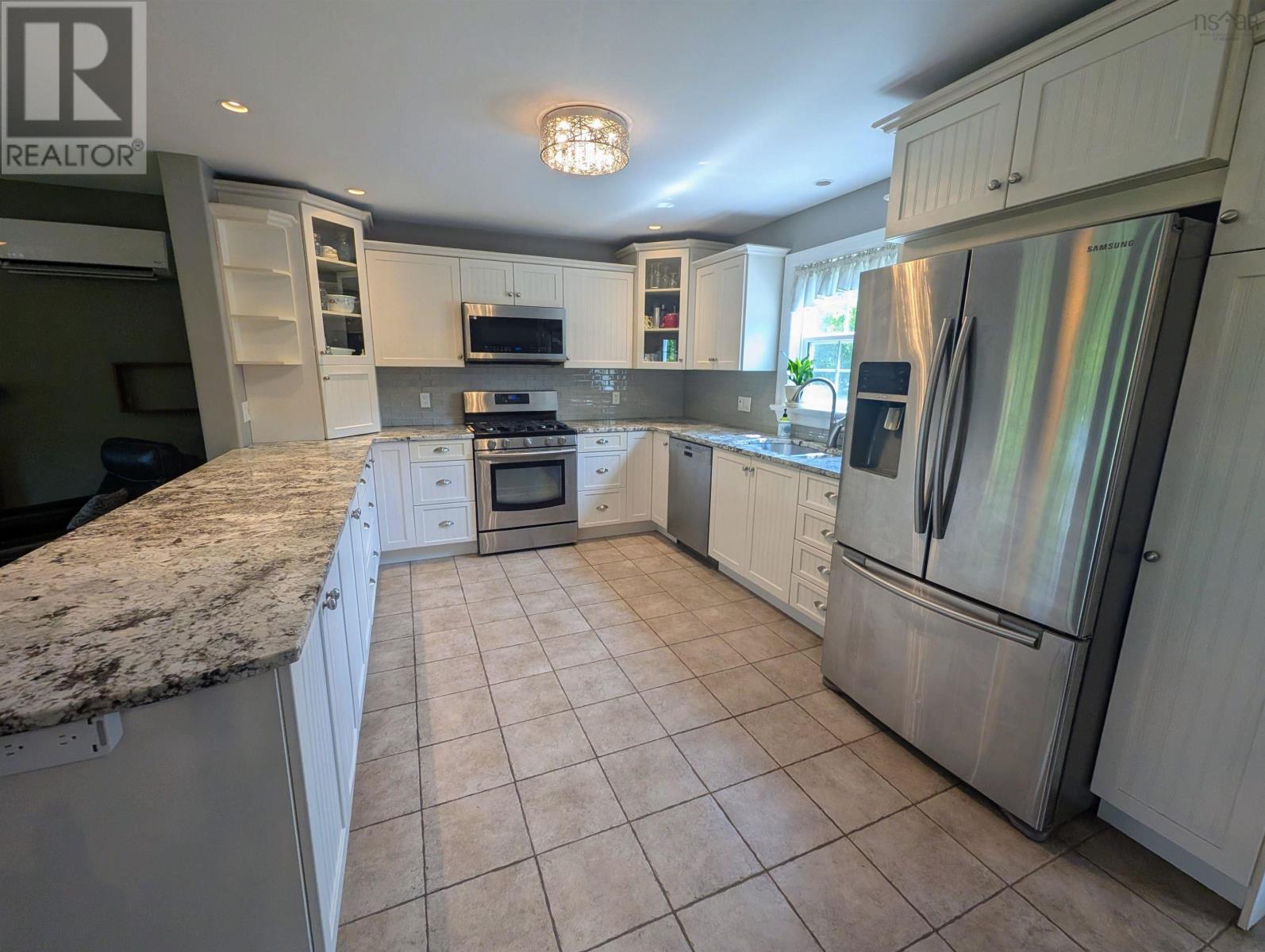 94 Valerie Court, Windsor Junction, Nova Scotia  B2T 1Y7 - Photo 13 - 202616938