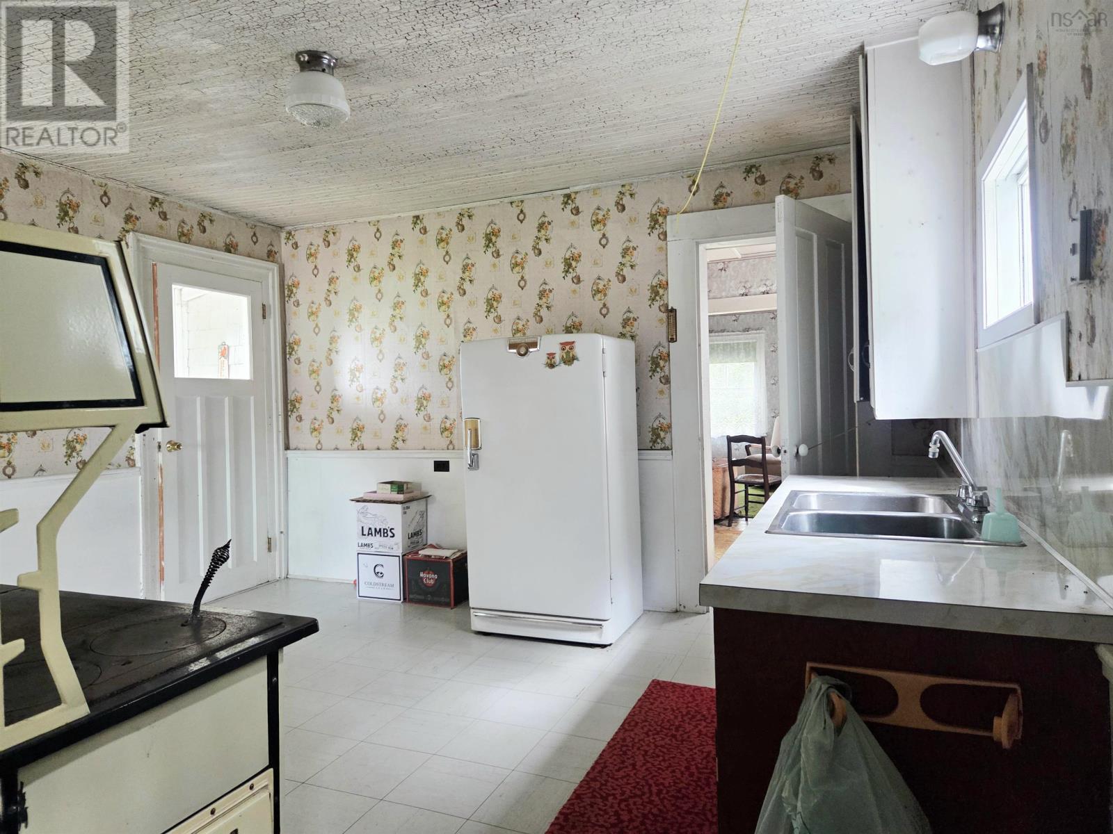 338 Central Port Mouton Road, Port Mouton, Nova Scotia  B0T 1T0 - Photo 11 - 202616939