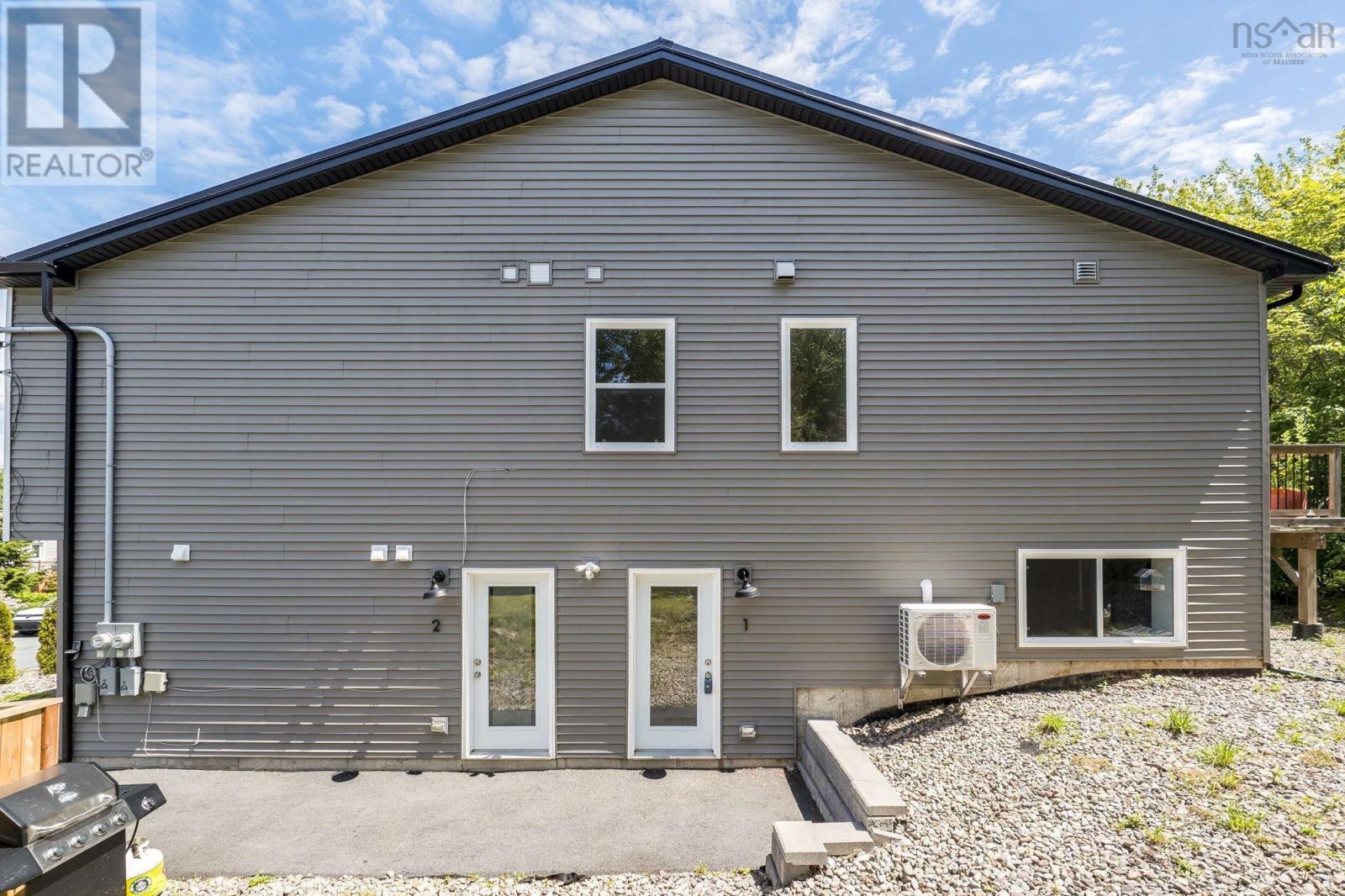 66 Everette Street, Dartmouth, Nova Scotia  B2W 1H2 - Photo 2 - 202616979