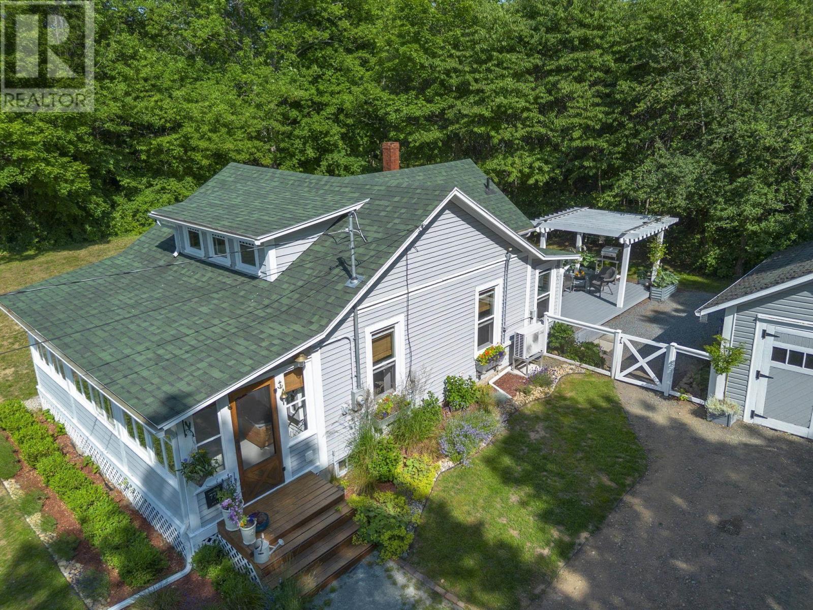 772 Highway 1, Deep Brook, Nova Scotia  B0S 1J0 - Photo 2 - 202617253