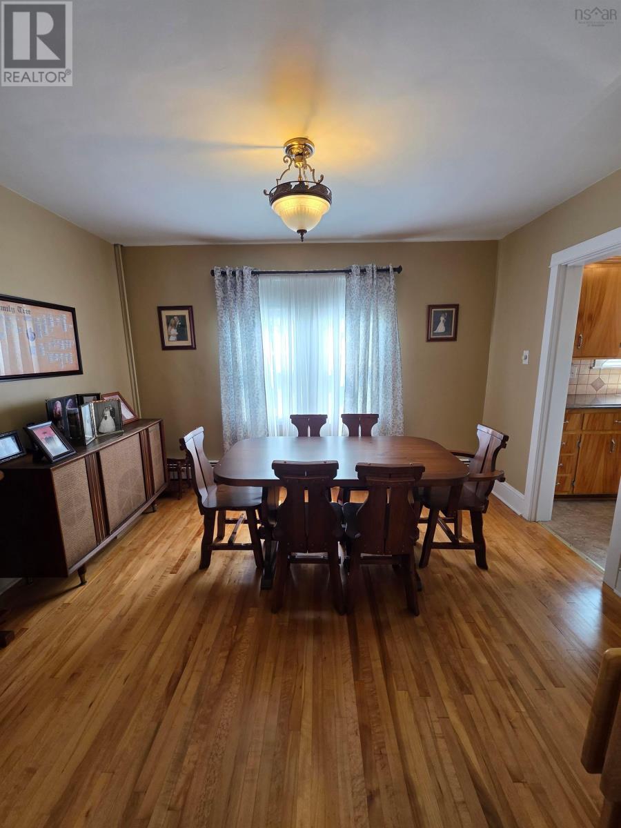 172 Cabot Street, Sydney, Nova Scotia  B1P 4E3 - Photo 10 - 202617292