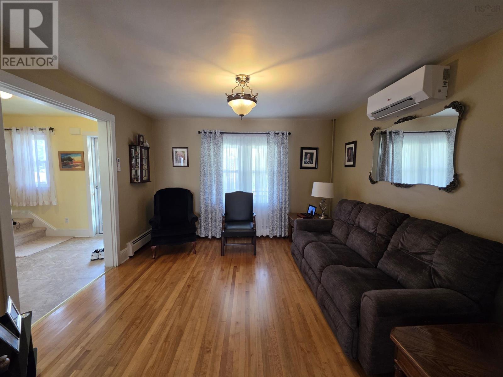 172 Cabot Street, Sydney, Nova Scotia  B1P 4E3 - Photo 8 - 202617292