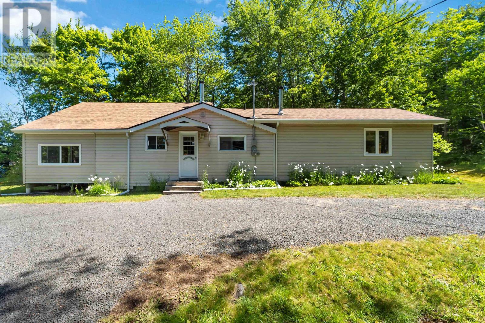 3021 Sissiboo Road, Doucetteville, Nova Scotia  B0W 3T0 - Photo 3 - 202617312