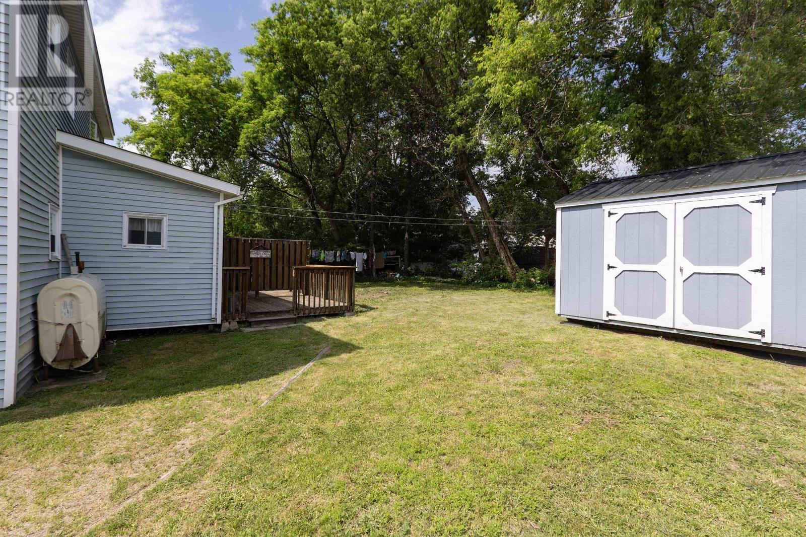 18-20 Christie Street, Amherst, Nova Scotia  B4H 2X5 - Photo 4 - 202617316