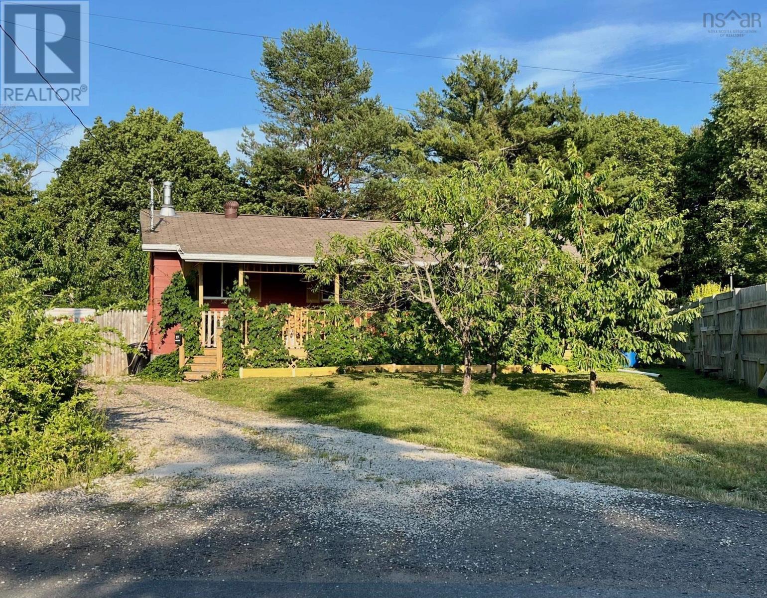 35 Colonial Crescent, new minas, Nova Scotia