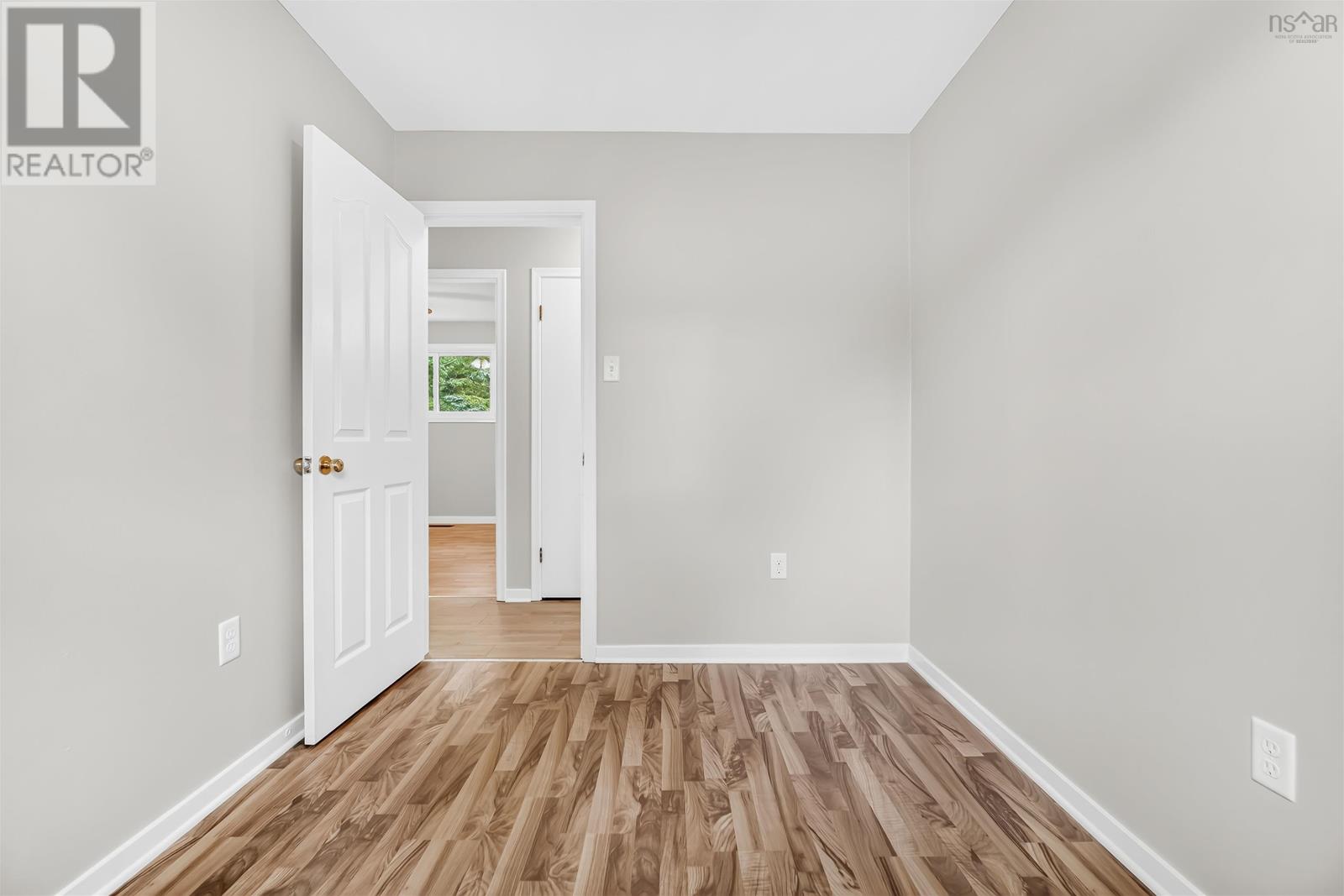 111 Dorothea Drive, Dartmouth, Nova Scotia  B2W 2E7 - Photo 32 - 202617346