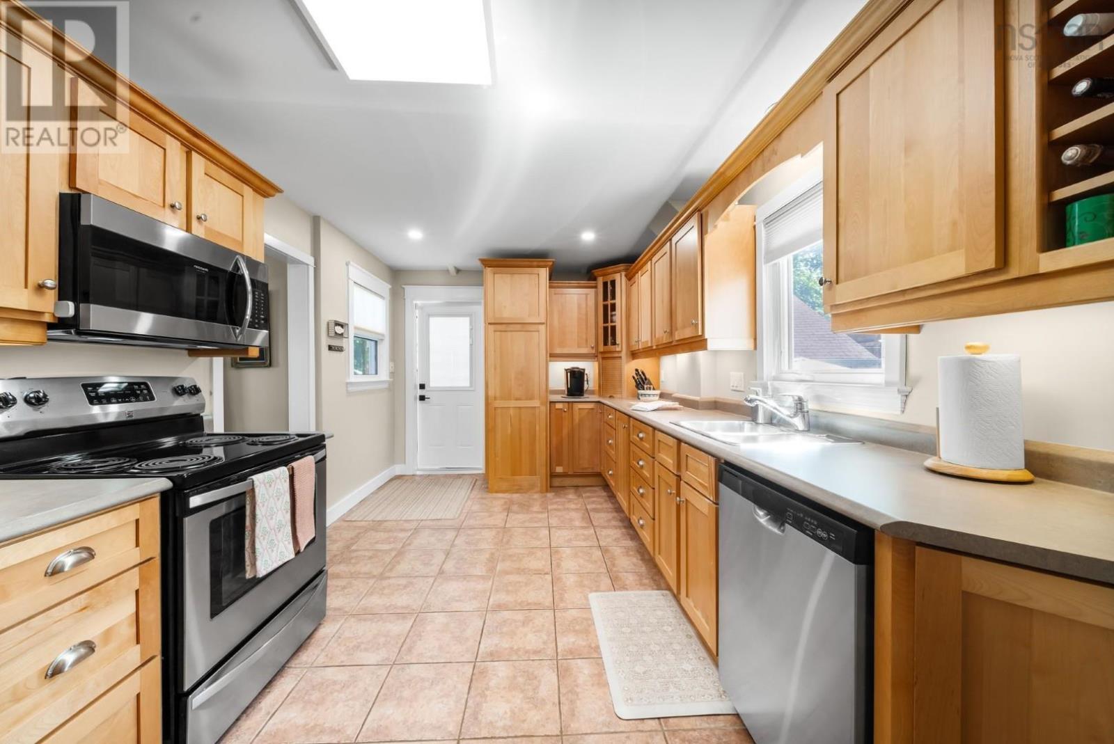 8 Eaton Avenue, Dartmouth, Nova Scotia  B2Y 2X5 - Photo 17 - 202617409
