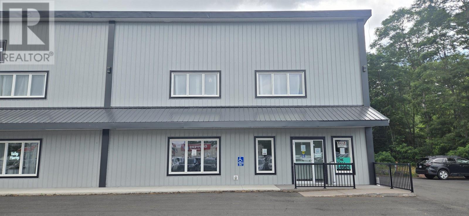 3 1121 Bridge Street, Greenwood, Nova Scotia  B0P 1N0 - Photo 2 - 202617421