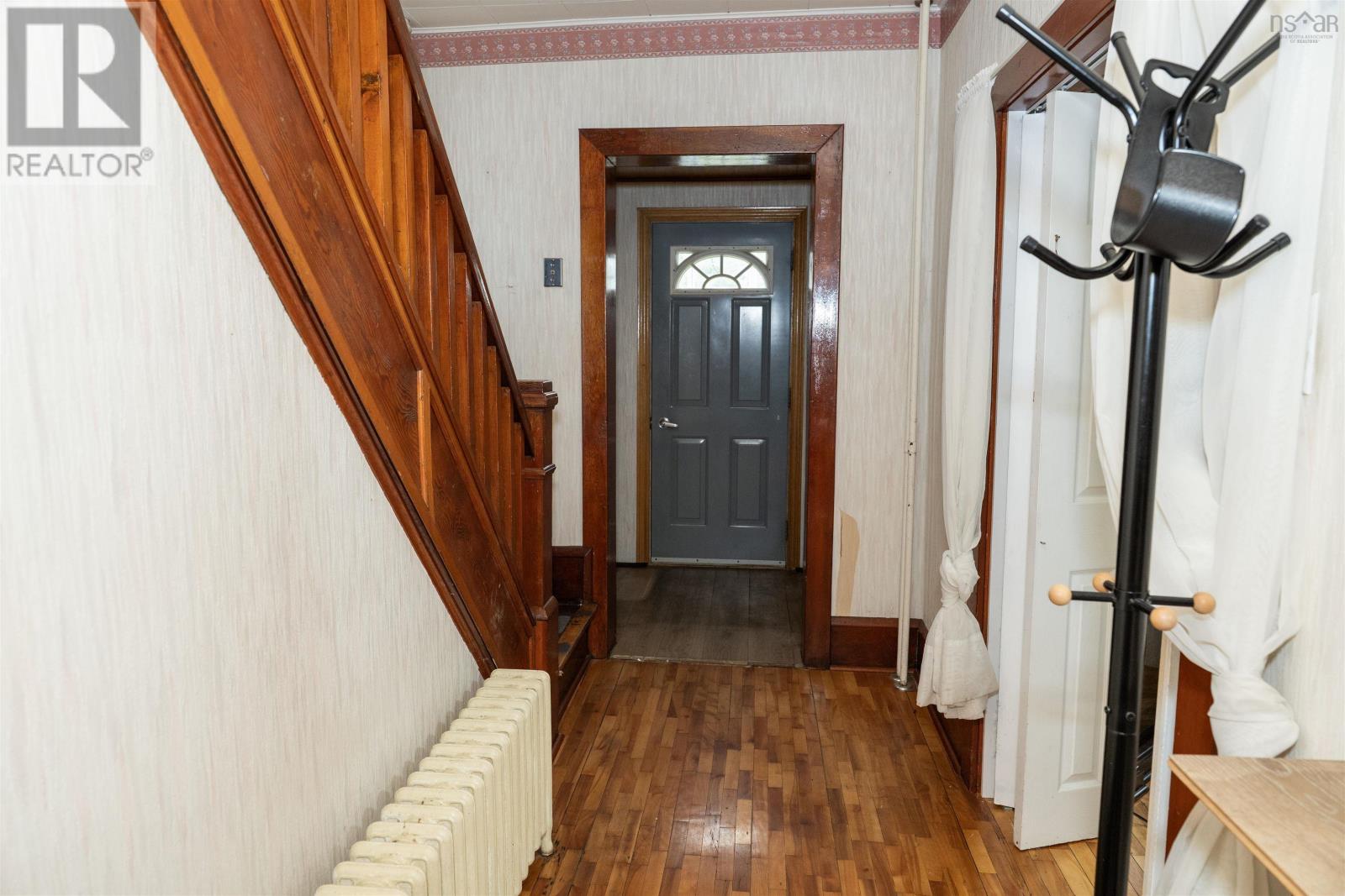 31 Hickman Street, Glace Bay, Nova Scotia  B1A 2X8 - Photo 16 - 202617535