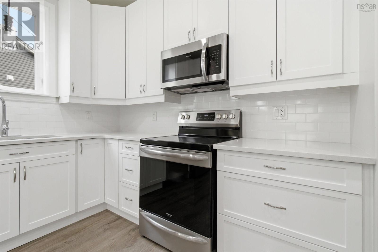 35 Thistle Street, Falmouth, Nova Scotia  B0N 2A0 - Photo 8 - 202617727