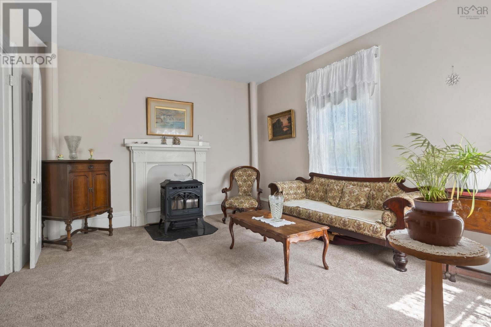 149 Duke Street, Chester, Nova Scotia  B0J 1J0 - Photo 10 - 202617754