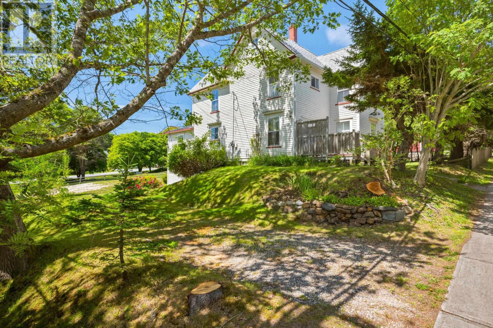 149 Duke Street, Chester, Nova Scotia  B0J 1J0 - Photo 4 - 202617754