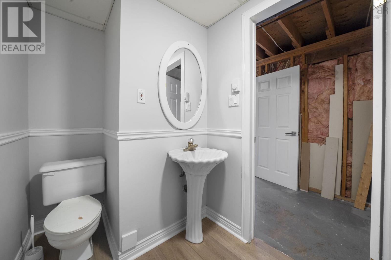 25 Linden Court, Dartmouth, Nova Scotia  B2W 4X2 - Photo 35 - 202617761