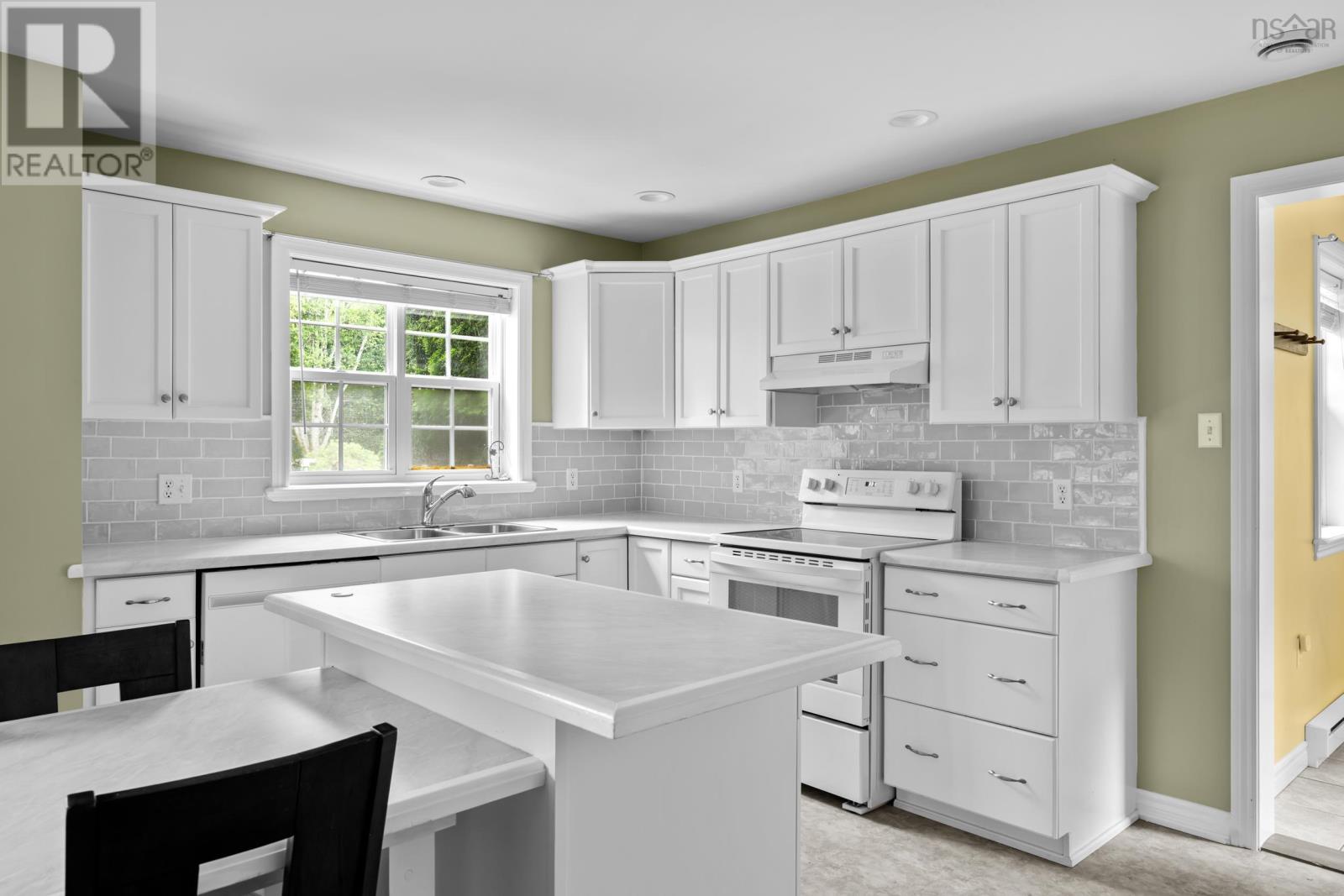 104 Bluenose Avenue, Pleasantville, Nova Scotia  B0R 1G0 - Photo 20 - 202617770