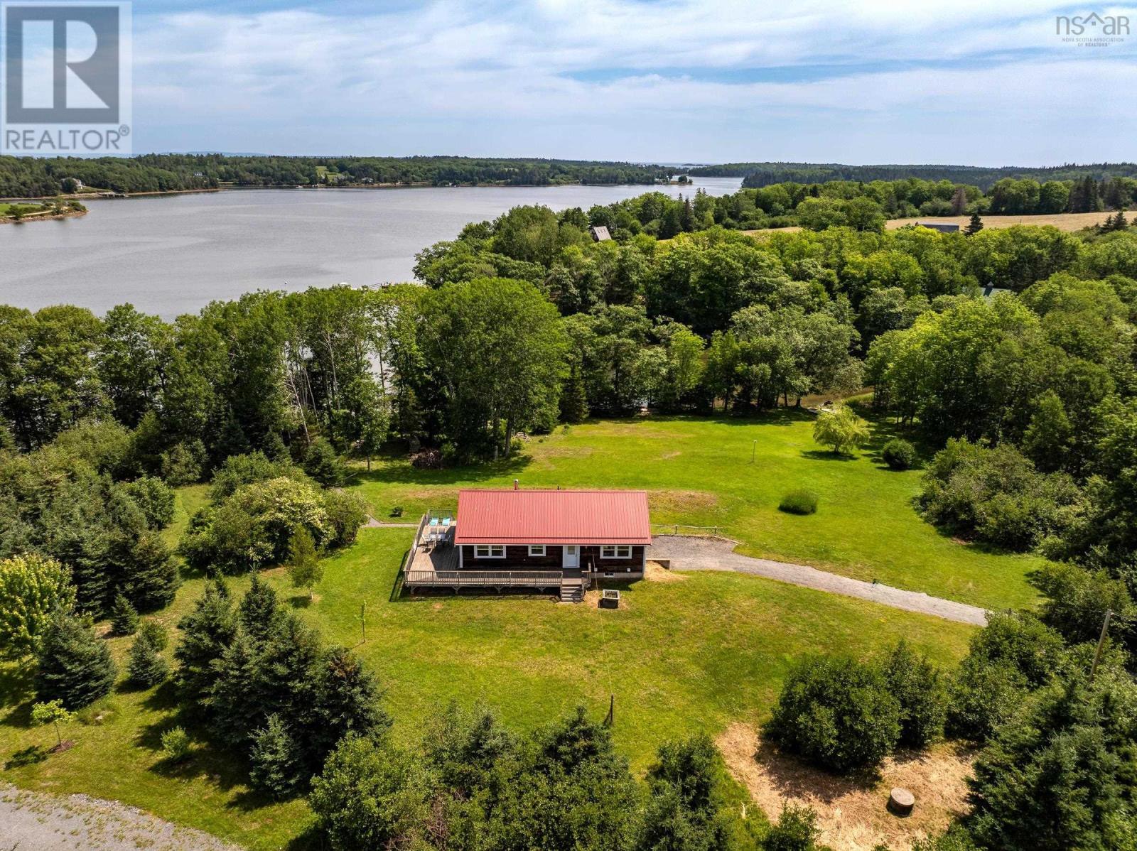 9 Littlecove Road, first peninsula, Nova Scotia