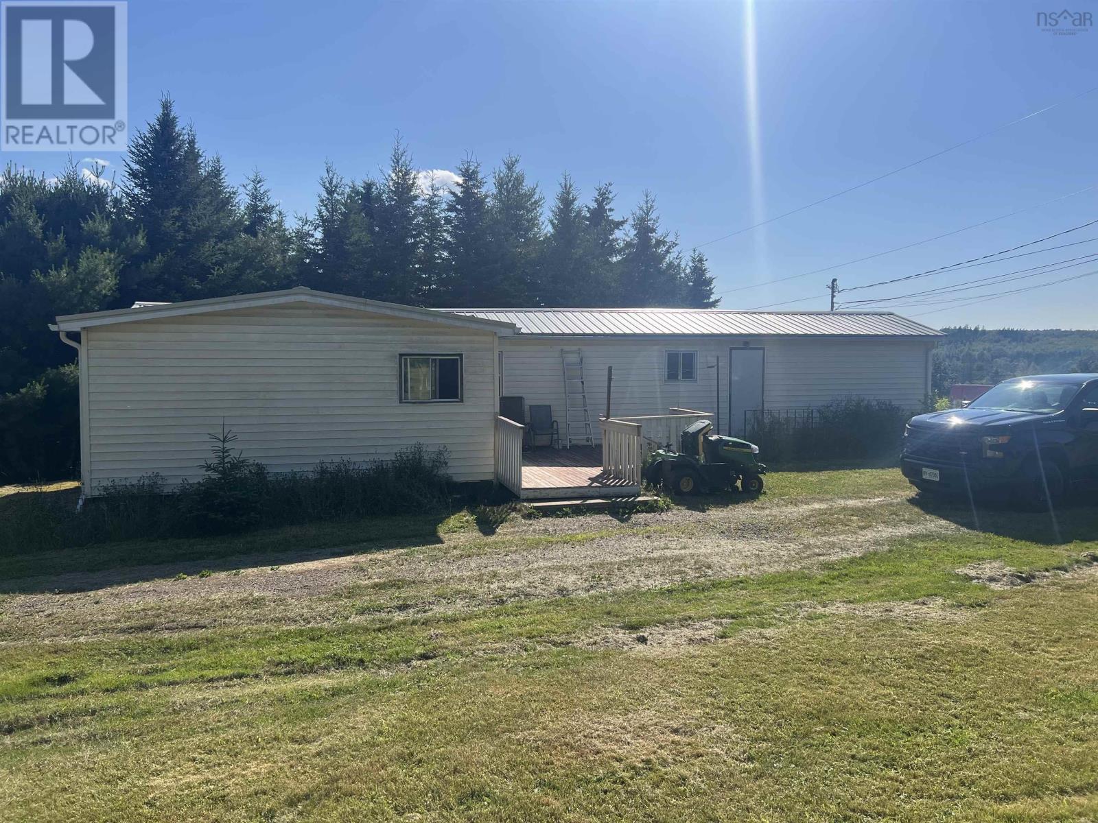 1813 Highway 2, Hilden, Nova Scotia  B0N 1C0 - Photo 2 - 202617854