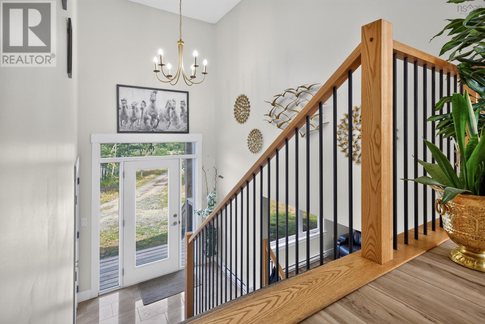 819 Bissett Road, Cole Harbour, Nova Scotia  B2V 2T8 - Photo 12 - 202618077