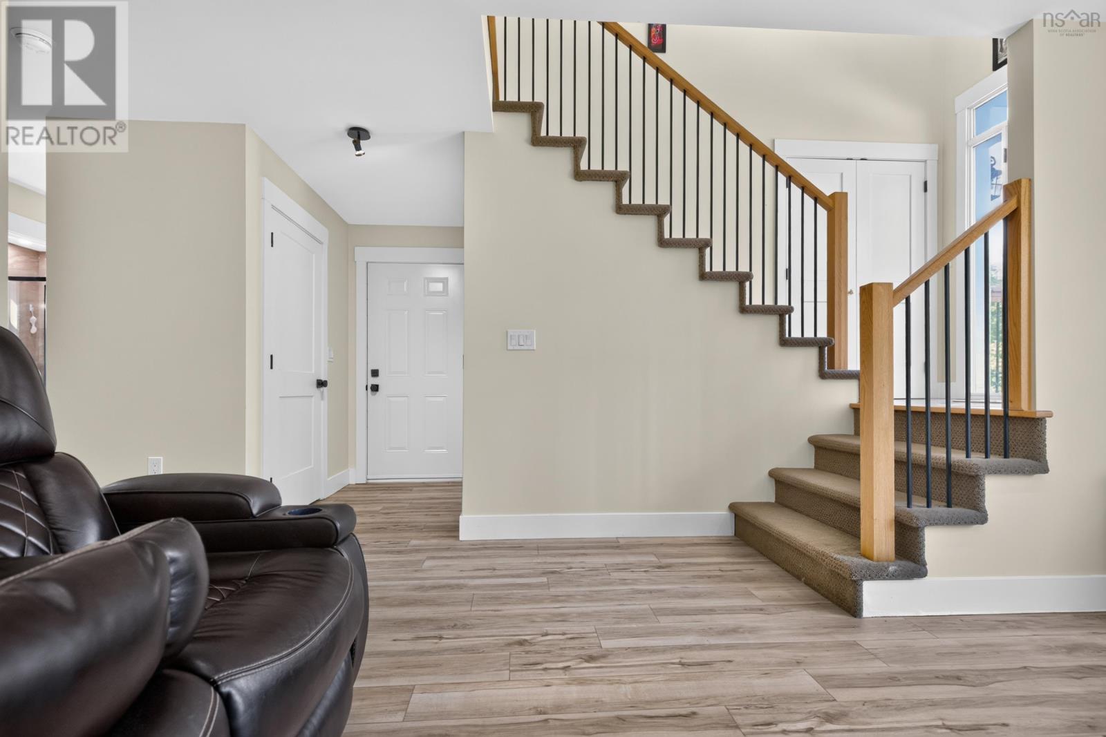 819 Bissett Road, Cole Harbour, Nova Scotia  B2V 2T8 - Photo 28 - 202618077