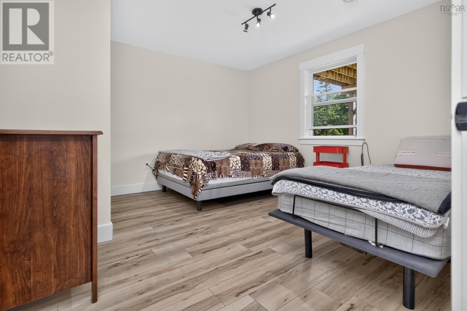 819 Bissett Road, Cole Harbour, Nova Scotia  B2V 2T8 - Photo 29 - 202618077