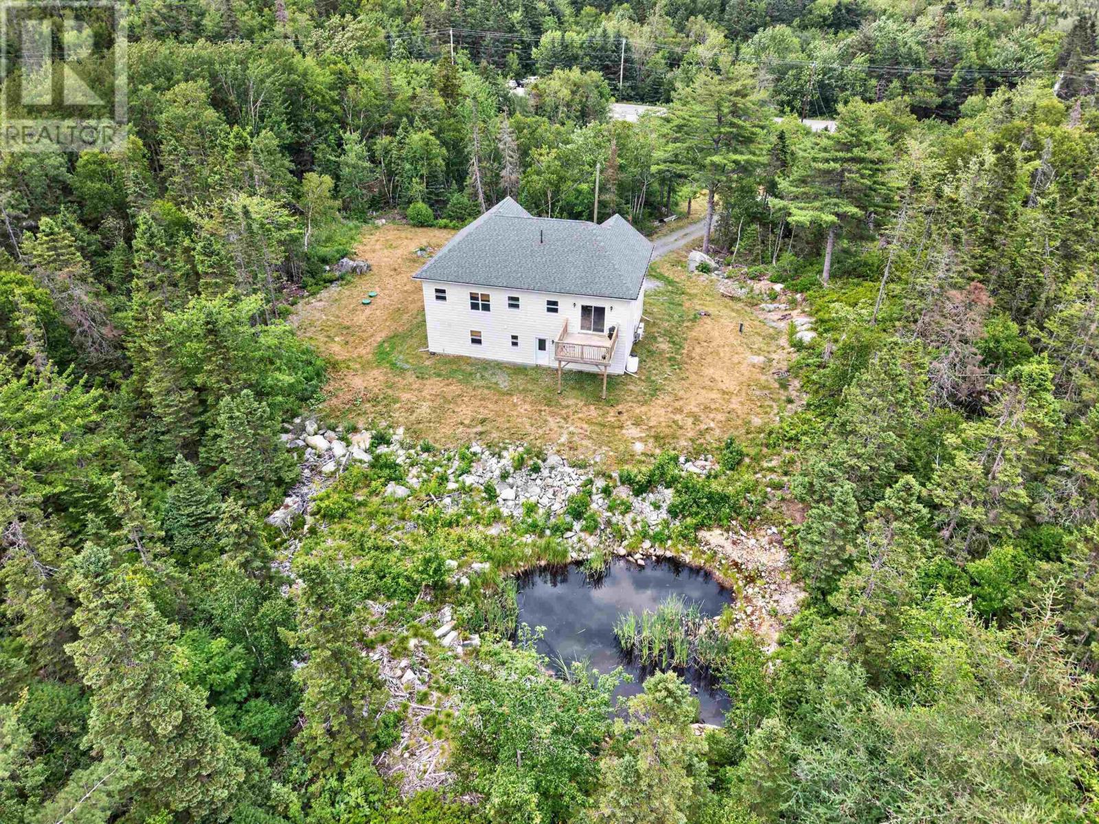 819 Bissett Road, Cole Harbour, Nova Scotia  B2V 2T8 - Photo 46 - 202618077