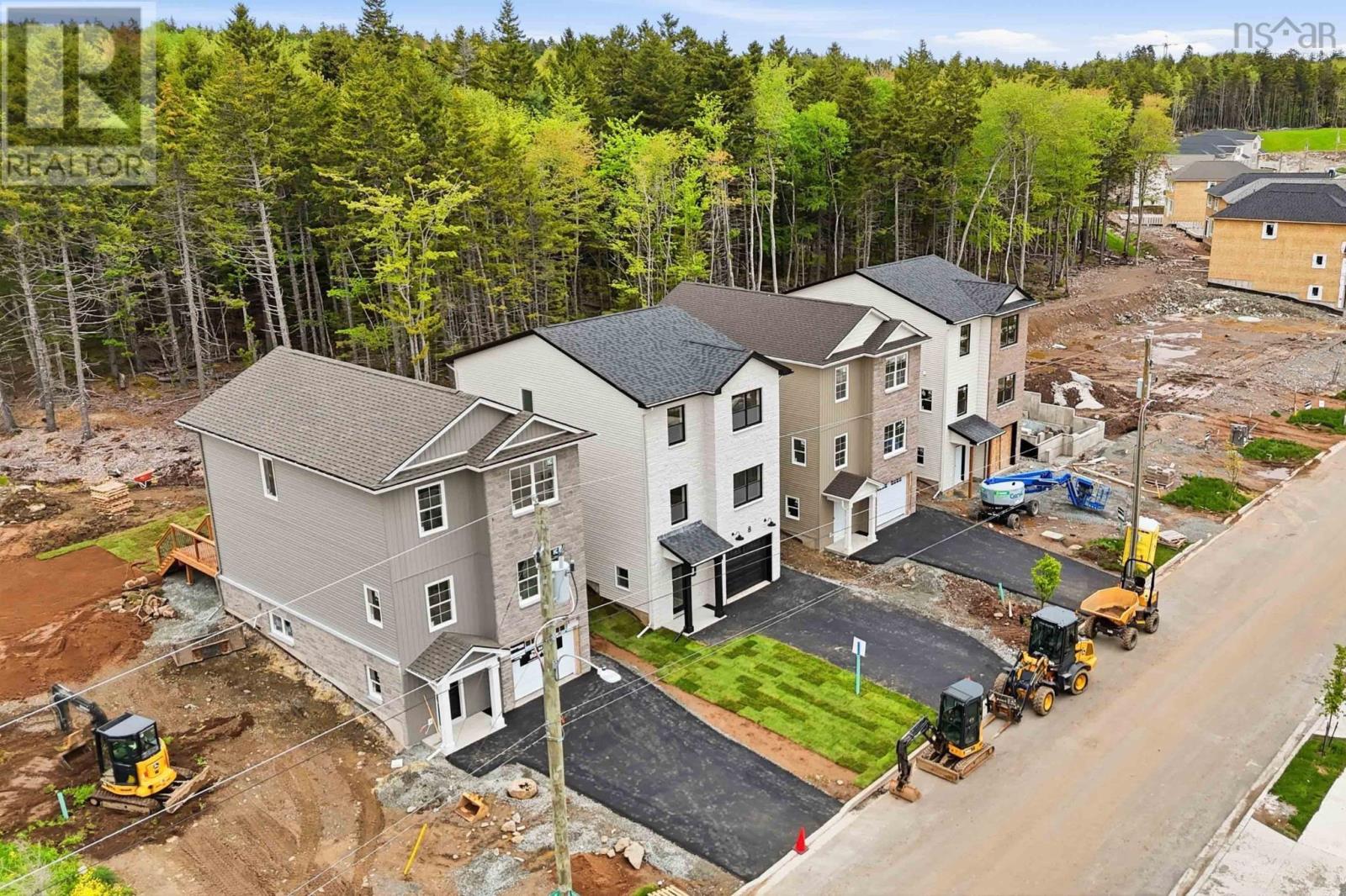 Gar-1 4 Garvey Court, Bedford, Nova Scotia  B4B 2V6 - Photo 3 - 202618118